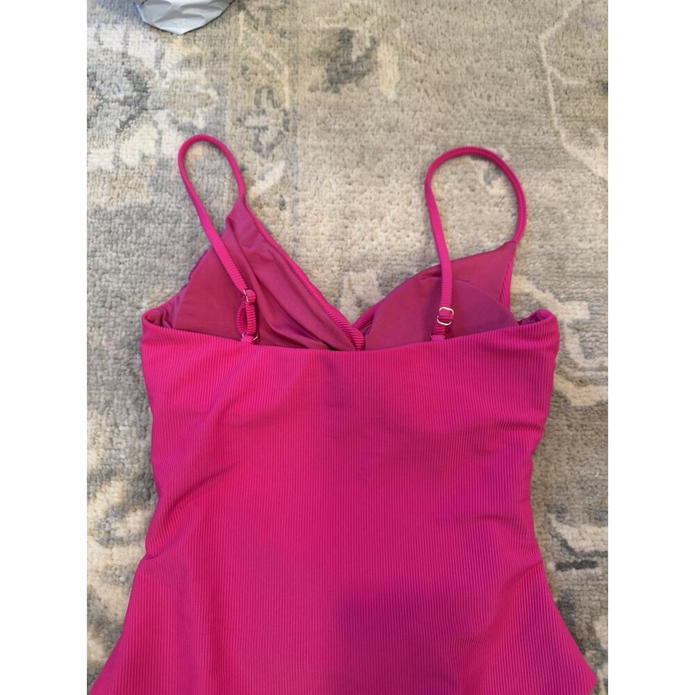 Beach Riot Annalisa Textured One-Piece Swimsuit Beach Riot Raspberry - Picture 16 of 16
